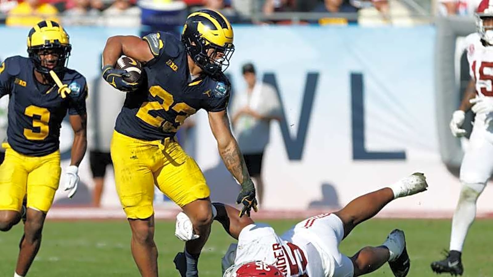Michigan running back says players who do not want to compete stay away from Michigan