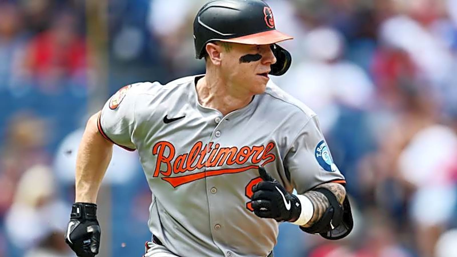 Orioles&#39; outfielder expected to opt-in to contract