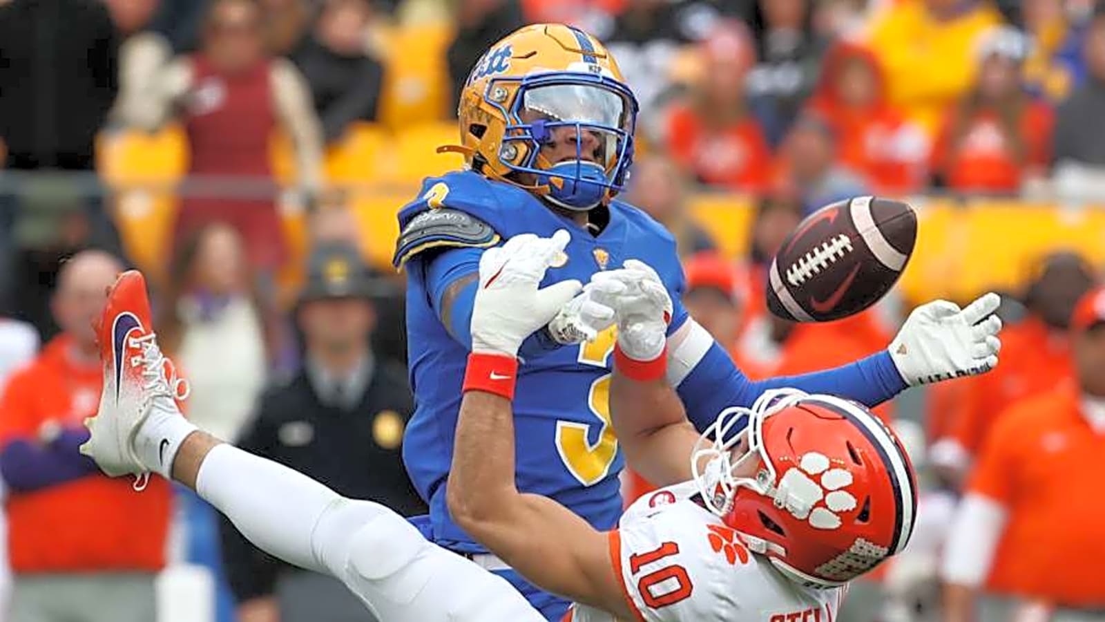 Watch: Draft Hopeful Donovan McMillon Pitt Highlights