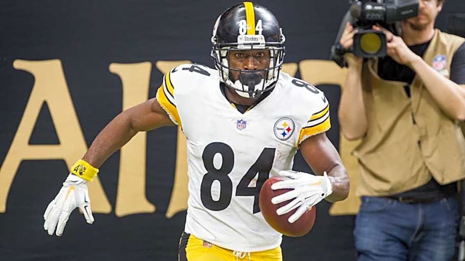 Former Patriots CB Calls Out Steelers&#39; Antonio Brown
