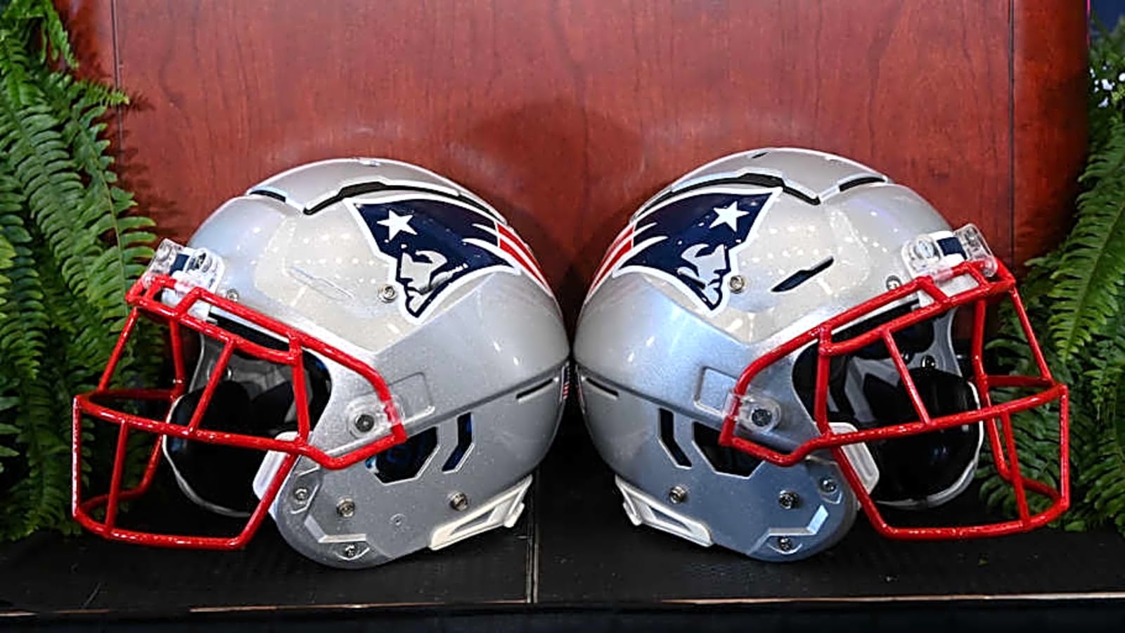 Patriots Select Vanderbilt LS in NFL Draft