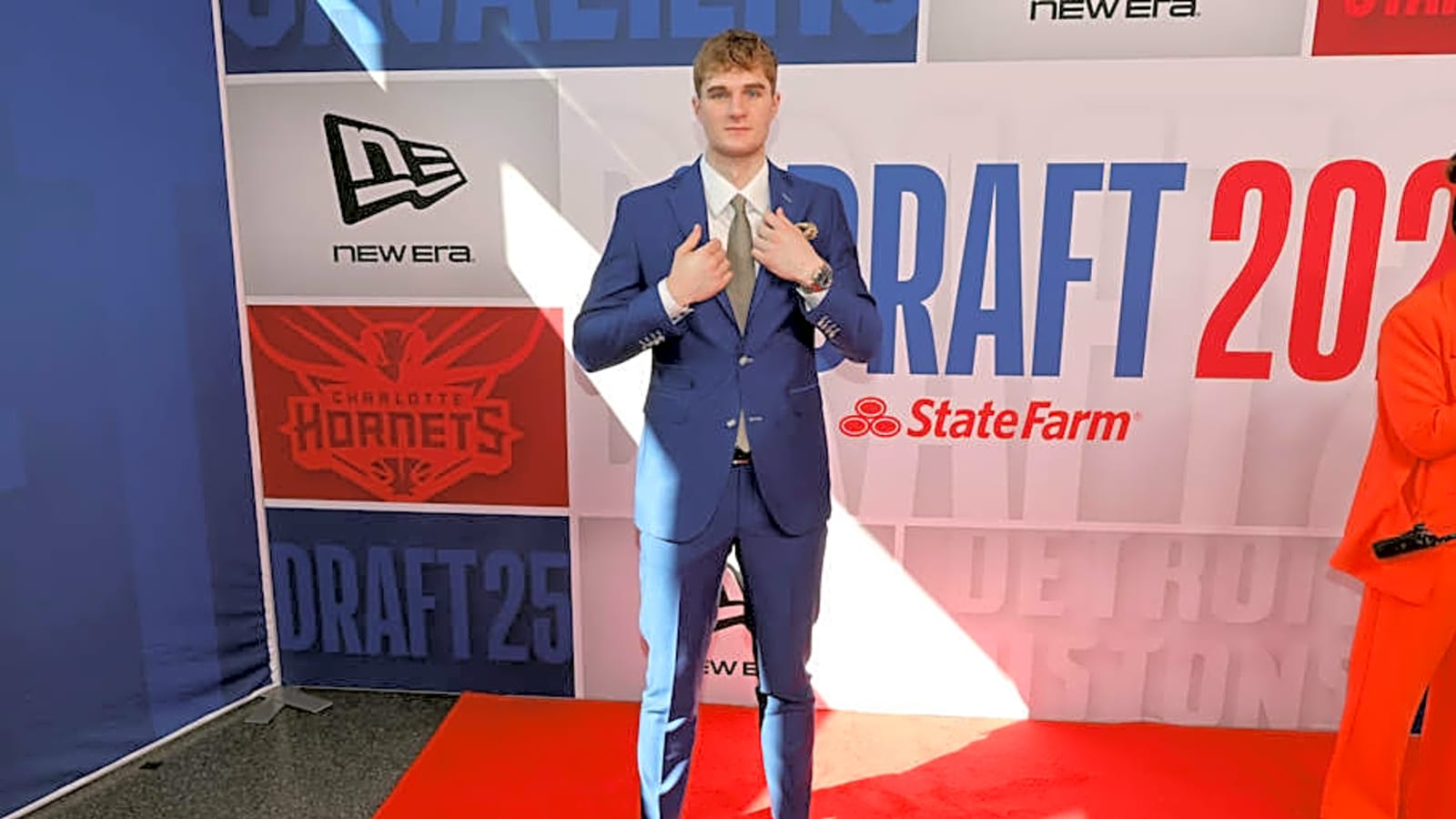 Liam McNeeley&#39;s intriguing two-way skill set was on full display during impressive Summer League debut