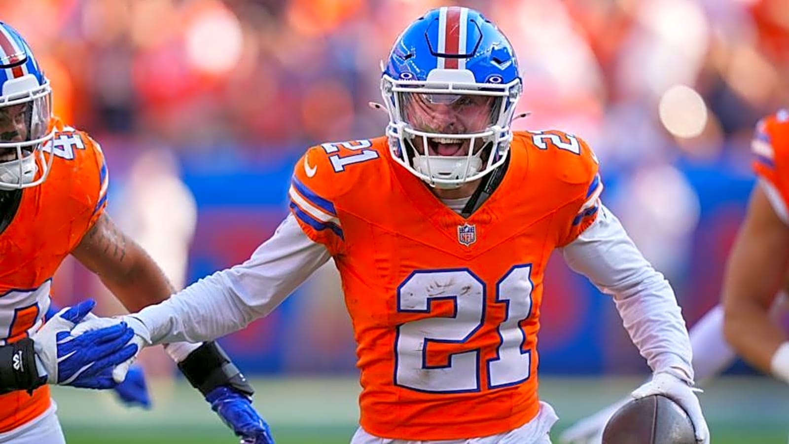 Broncos HC Heaps Praise on CB Riley Moss After Minicamp Practice