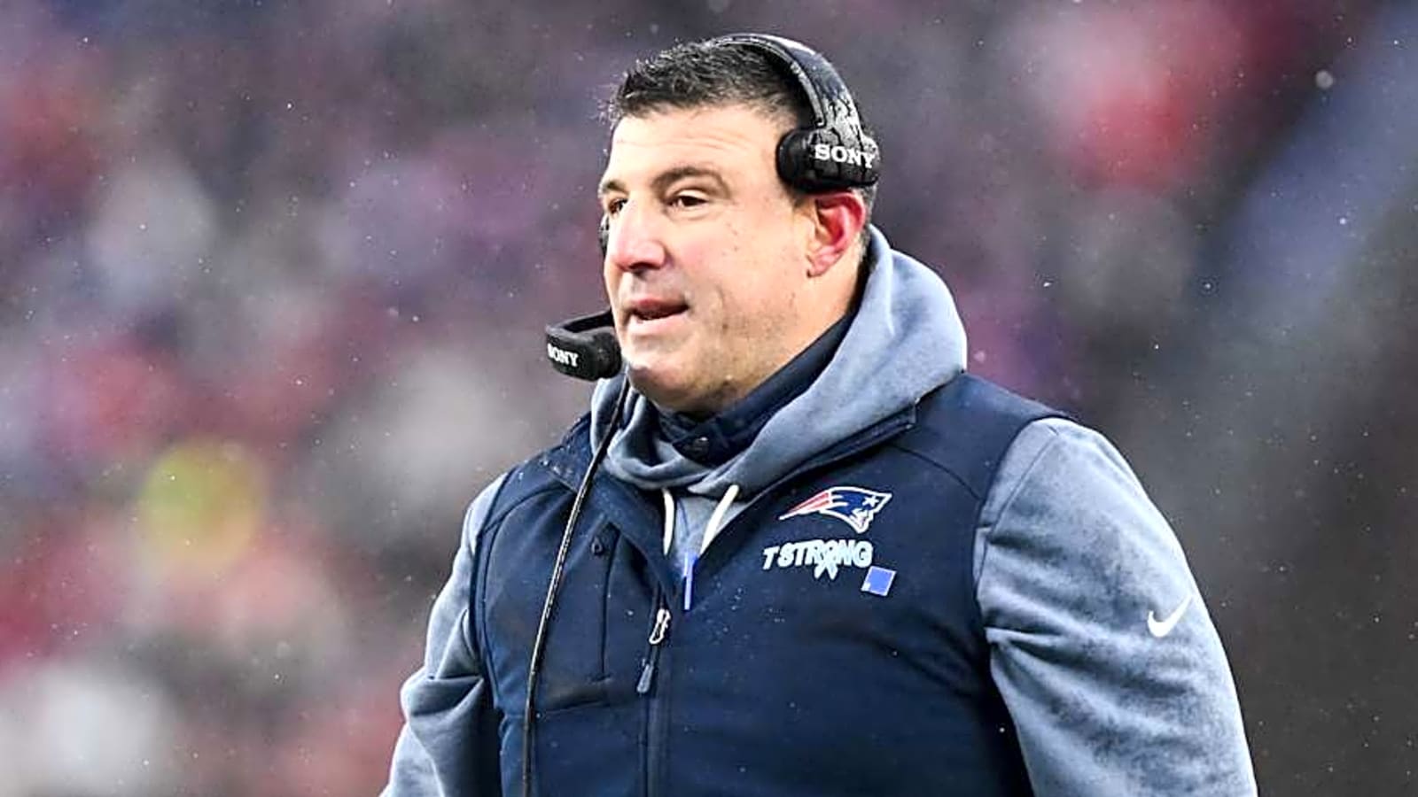 Patriots WR Endorses Mike Vrabel as NFL’s Top Coach