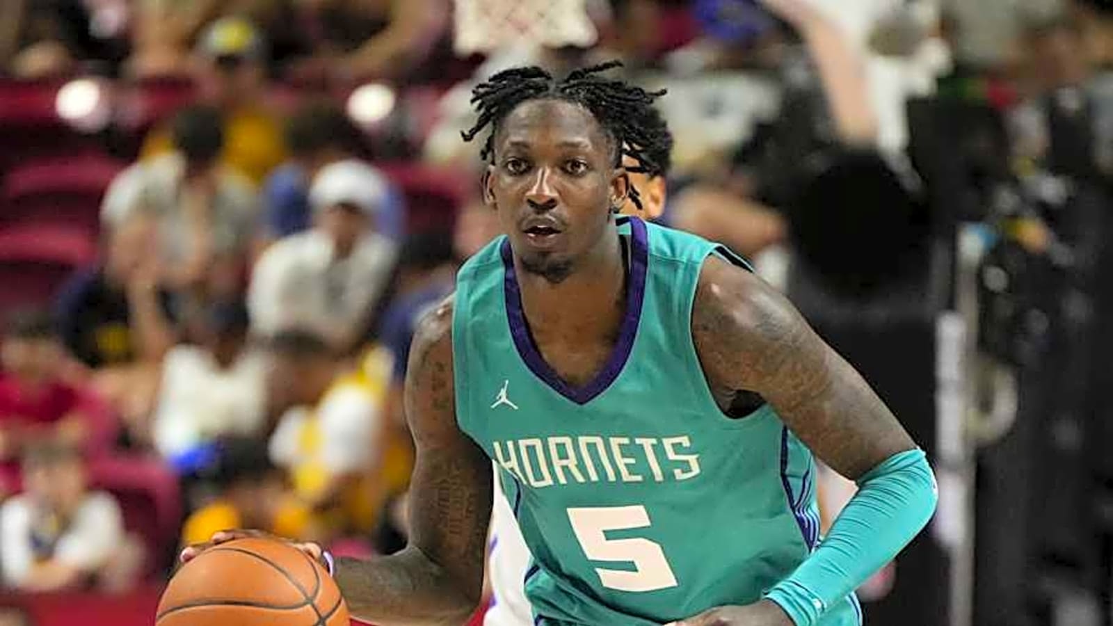 Hornets clinch Summer League playoff spot with blowout win over Spurs