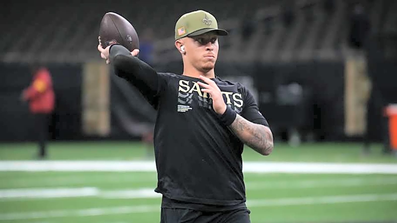 Saints’ Tyler Shough Makes Case For Spencer Rattler