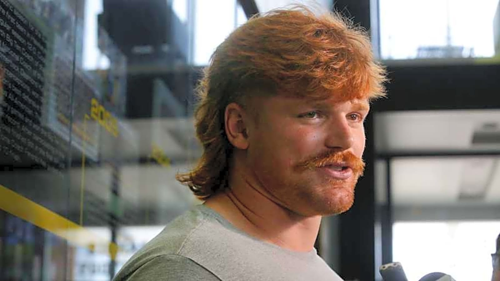 Iowa Hawkeyes Offensive Line Anchored by the Big Ten&#39;s Top-Rated Tackle
