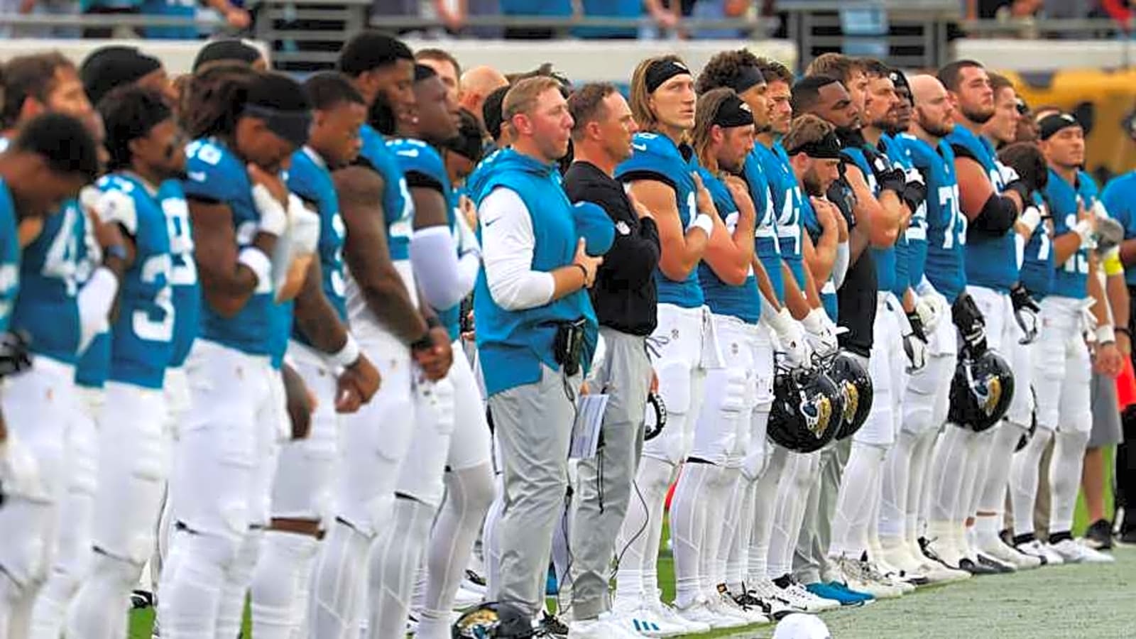 Offensive and Defensive Takeaways From Jaguars' Preseason Opener