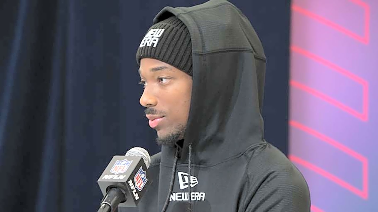 Tampa Bay Buccaneers Rookie Tez Johnson Raves About Quarterback Baker Mayfield