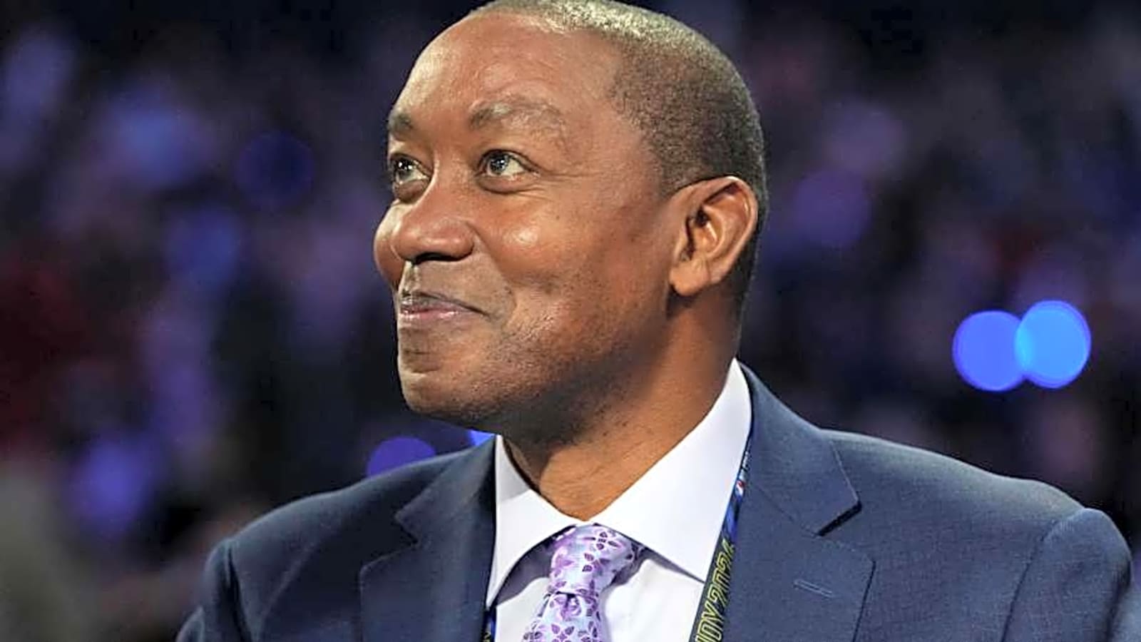 Isiah Thomas Crushes LeBron James Over Shirtless Pregame Appearance