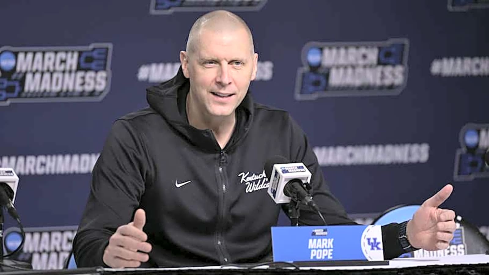 A national publication made a bold statement about Mark Pope's future in Lexington
