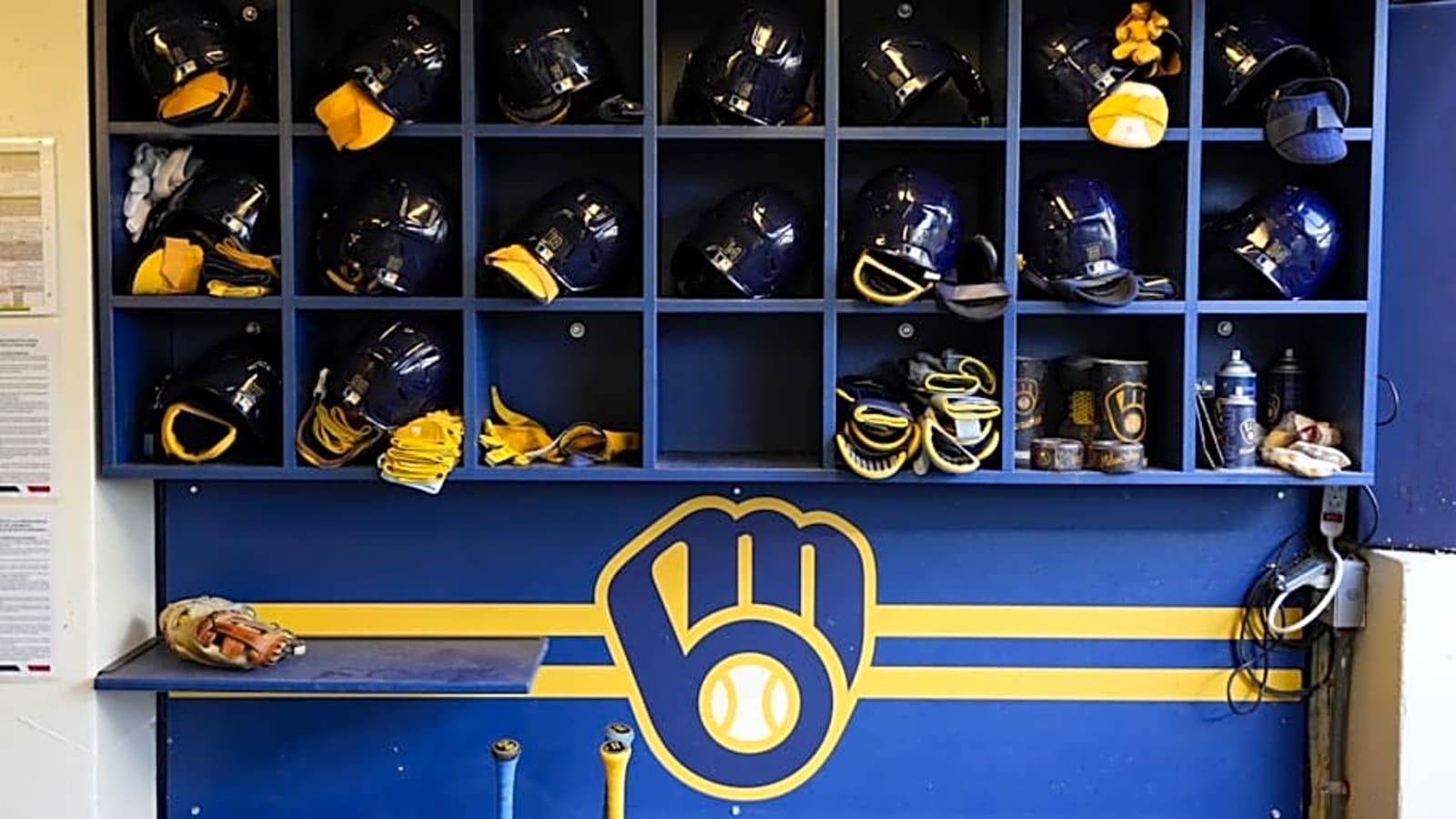Brewers Magic Number To Clinch NL Central Steady After Phillies Loss