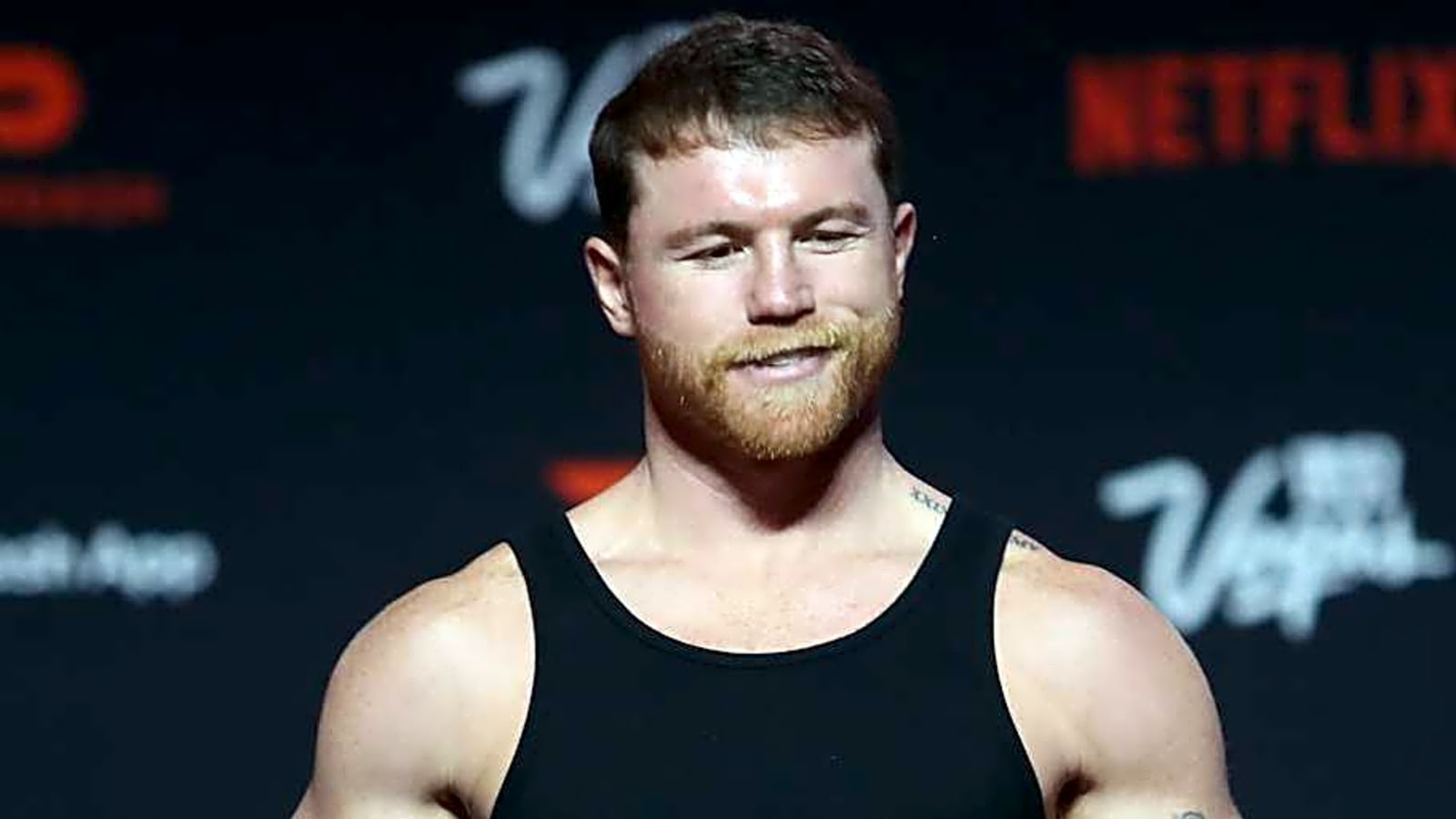 Jaron Ennis Picks Canelo&#39;s Two Best Traits Ahead of Terence Crawford Fight