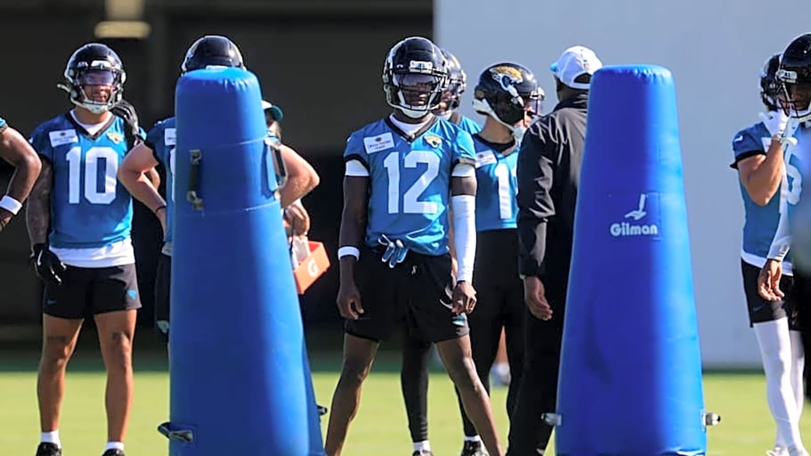 Jaguars Announce Travis Hunter&#39;s Signing in Unique Fashion