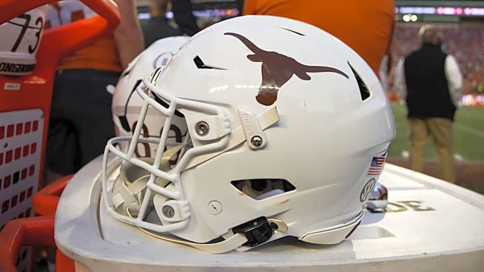 2027 Four-Star Receiver Refuses to Count Out Texas Longhorns