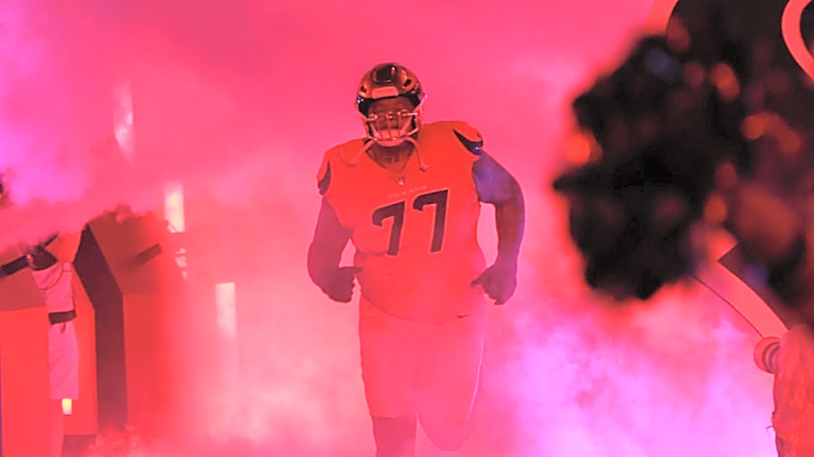 Texans, Trent Brown Agree to New Contract