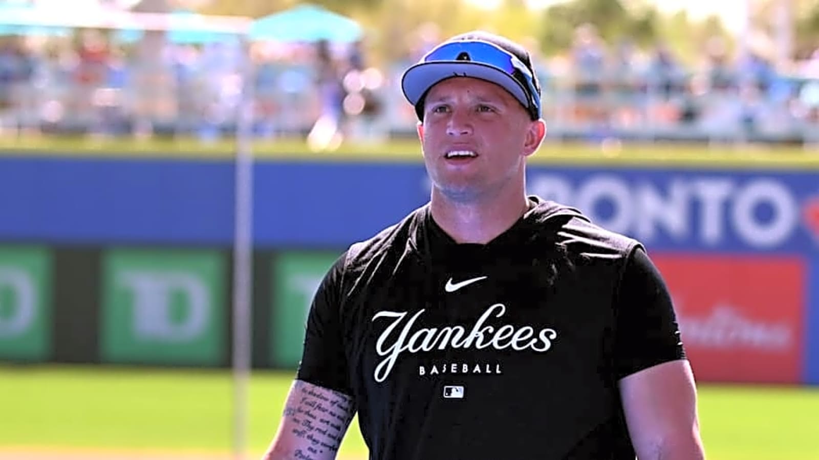 Angels Sign Former Yankees Outfield Prospect