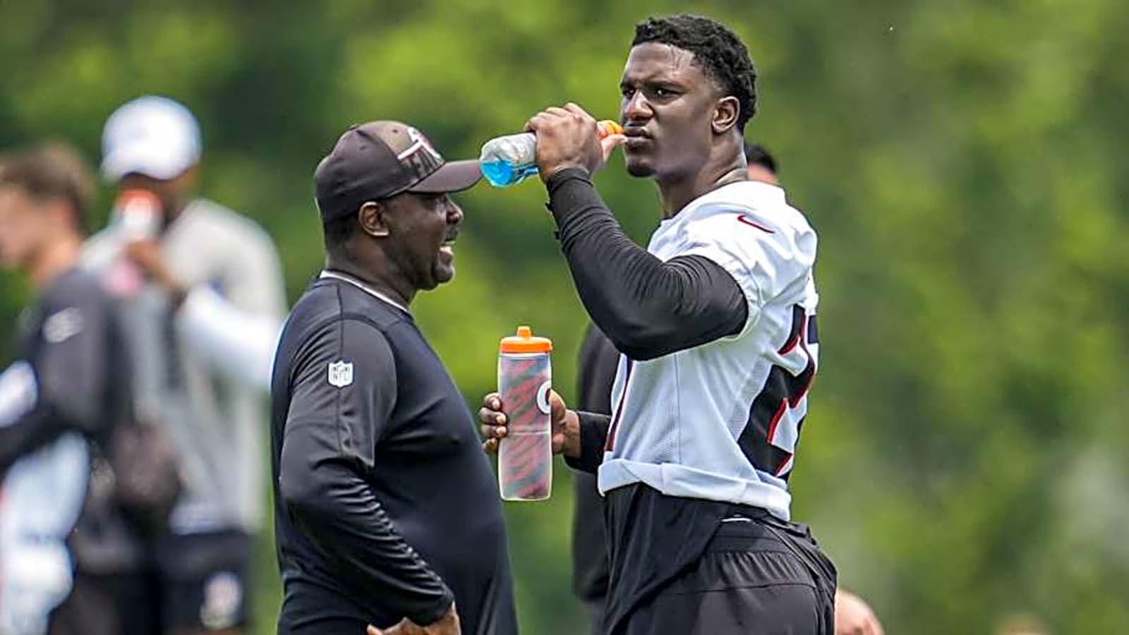 Atlanta Falcons Say Rookie and Former Tennessee Vol James Pearce is Fully Bought In