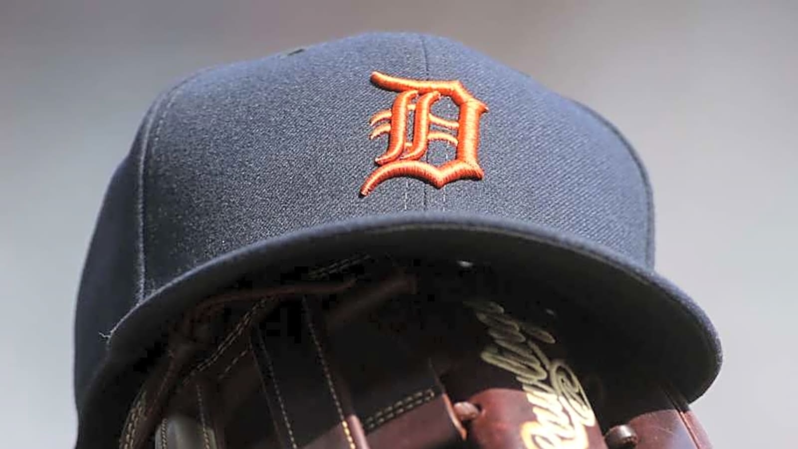 Tigers Named Potential Trade Deadline Fit for Blue Jays Gold Glove Star