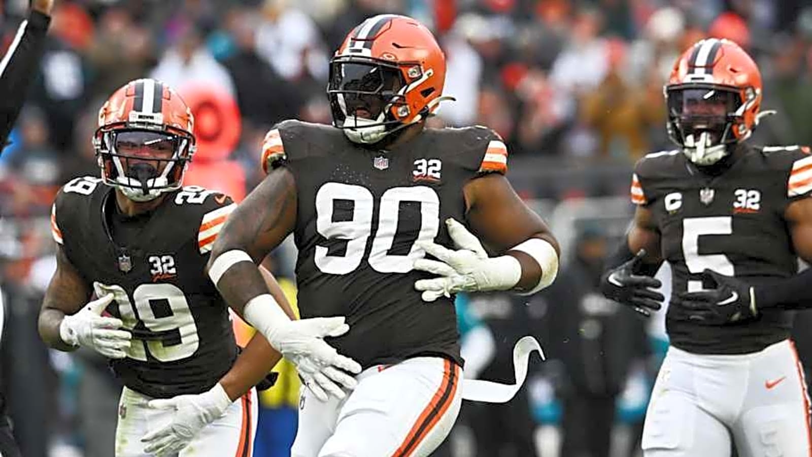 Ravens Urged to Address D-Line With Final Offseason Move