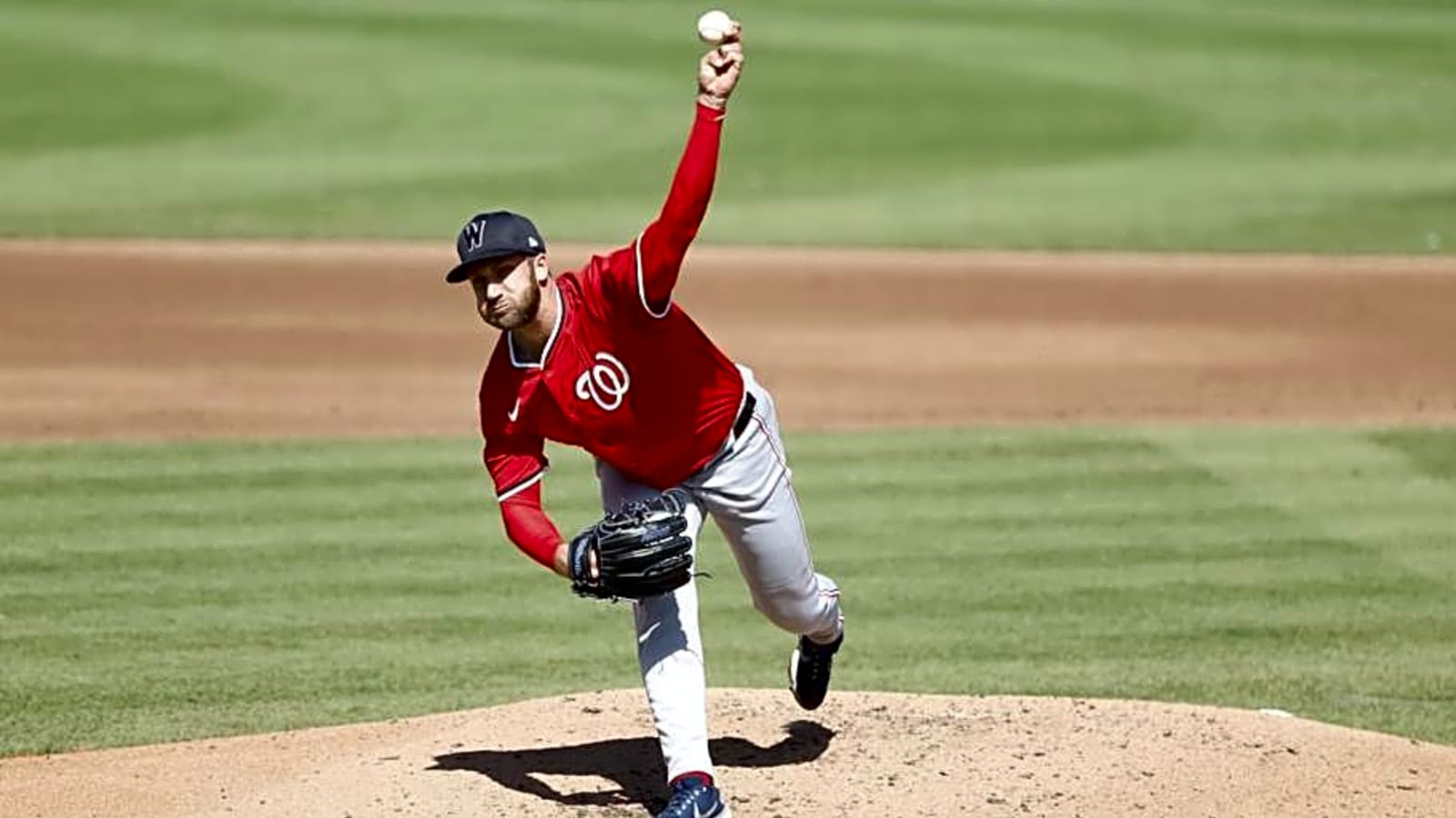New York Mets re-sign lefty reliever to minor league deal