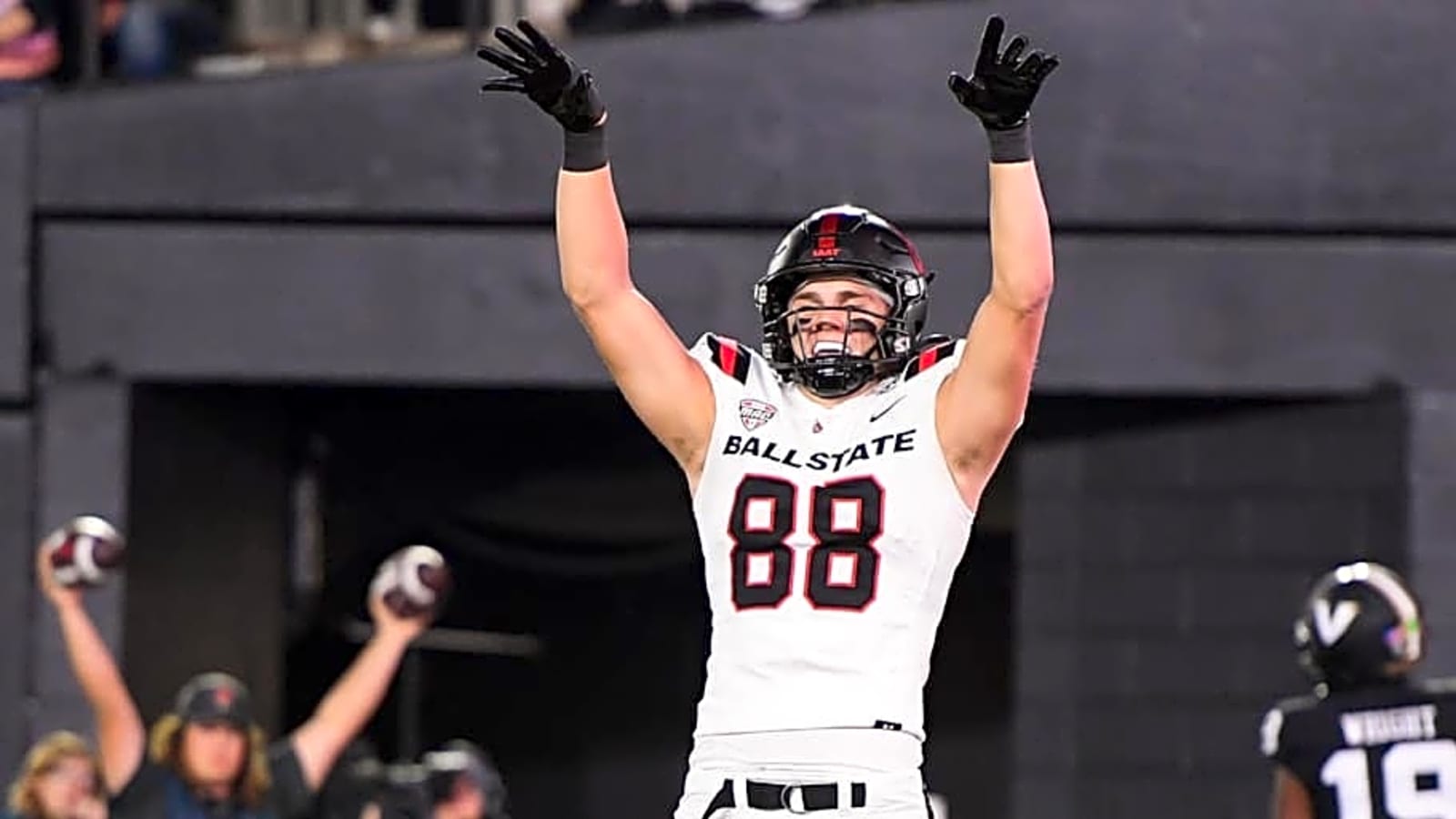 Houston Cougars Tight End Tanner Koziol Named to Top Preseason List