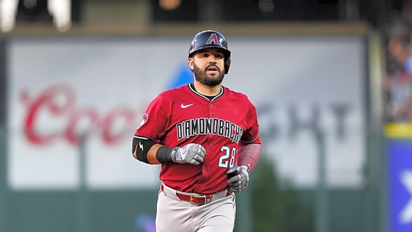 Seattle Mariners Possible Trade Target Hits Historic Home Runs on Friday Night