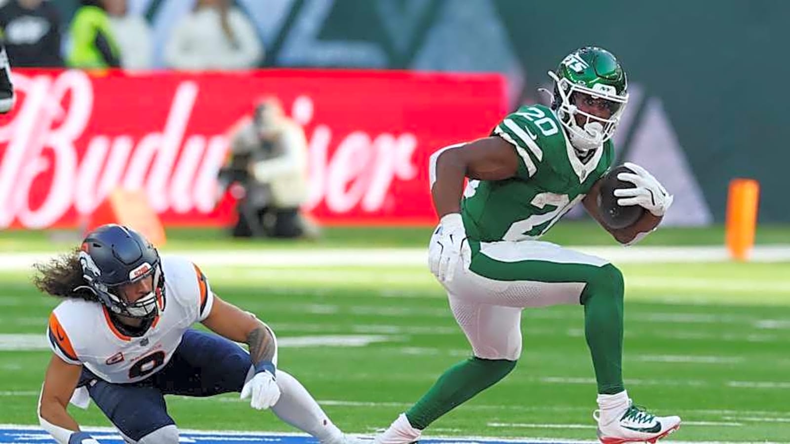 Crushing Injuries Ignite Growing Jets-Chargers Trade Speculation