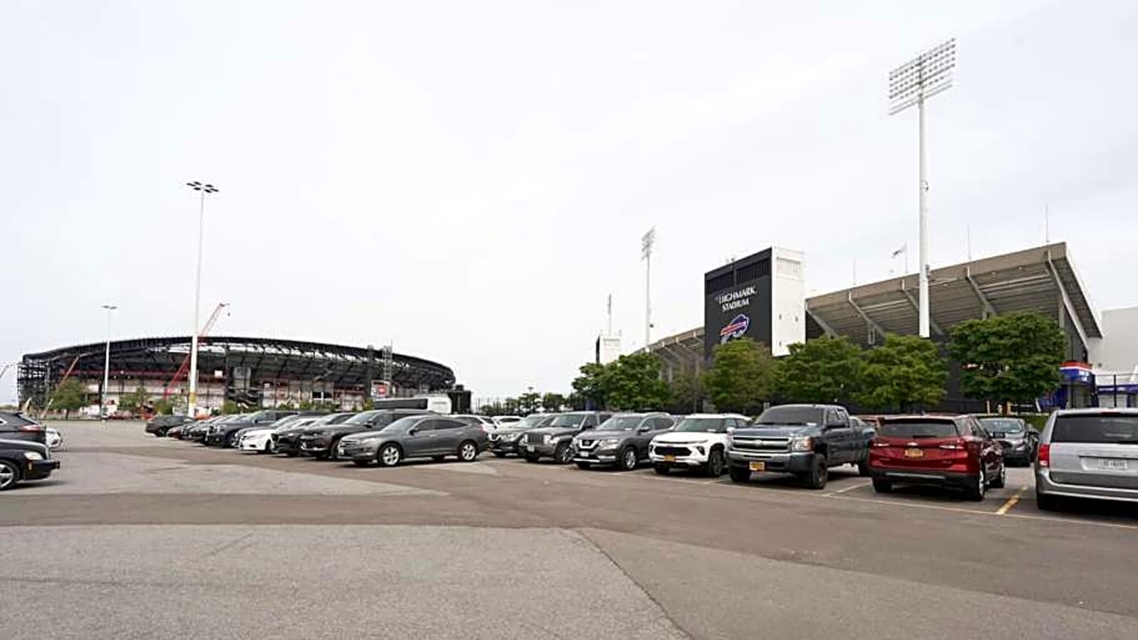 Watch 2 Bills’ offensive linemen eagerly sneak around in new Highmark Stadium