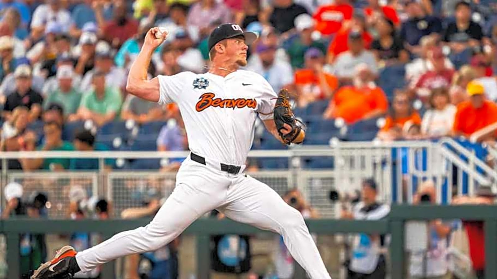 Oregon State Baseball Falls To Coastal Carolina 6-2, Now On Brink Of Elimination