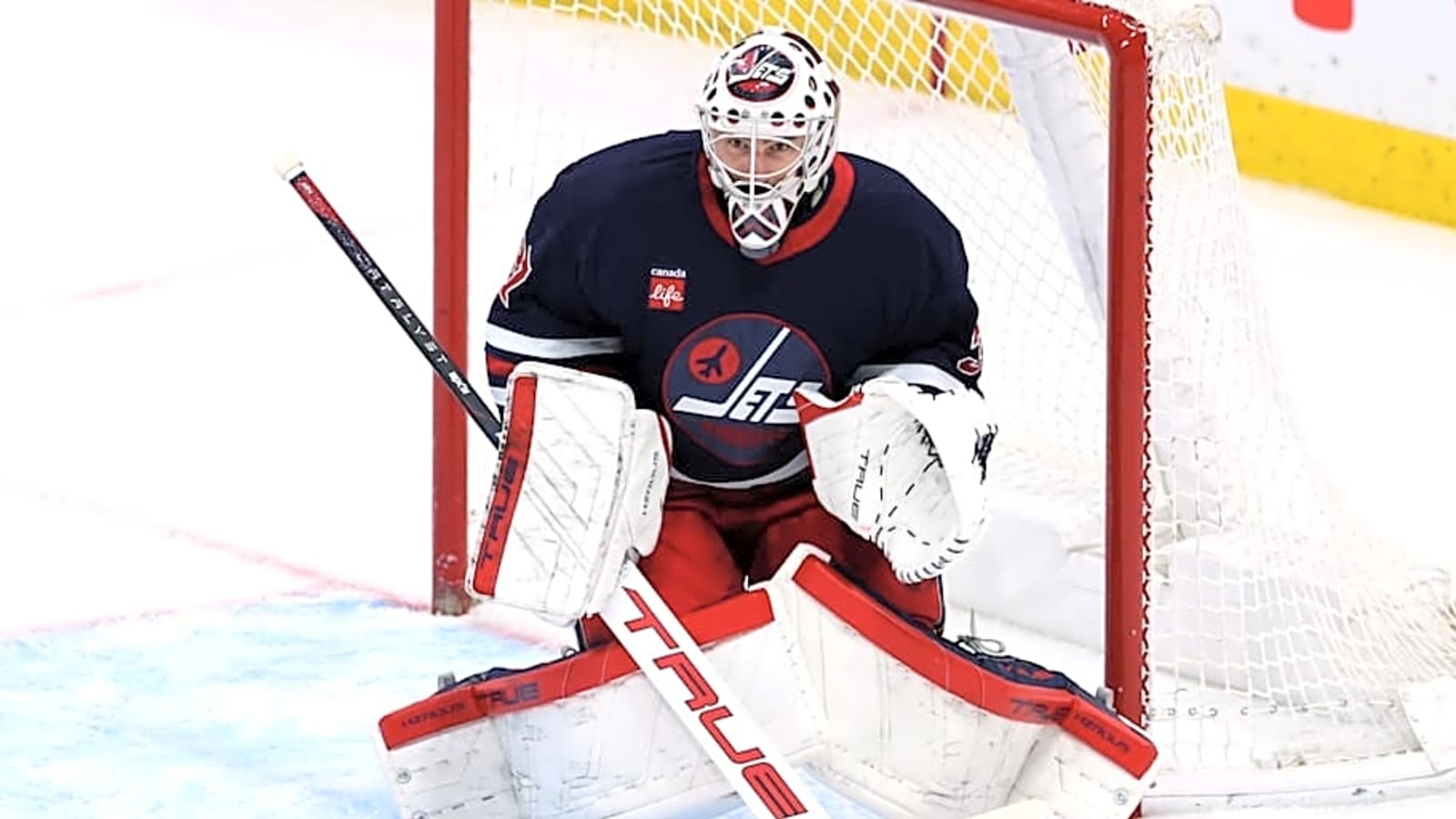 Jets&#39; Connor Hellebuyck Makes History With Jennings Trophy