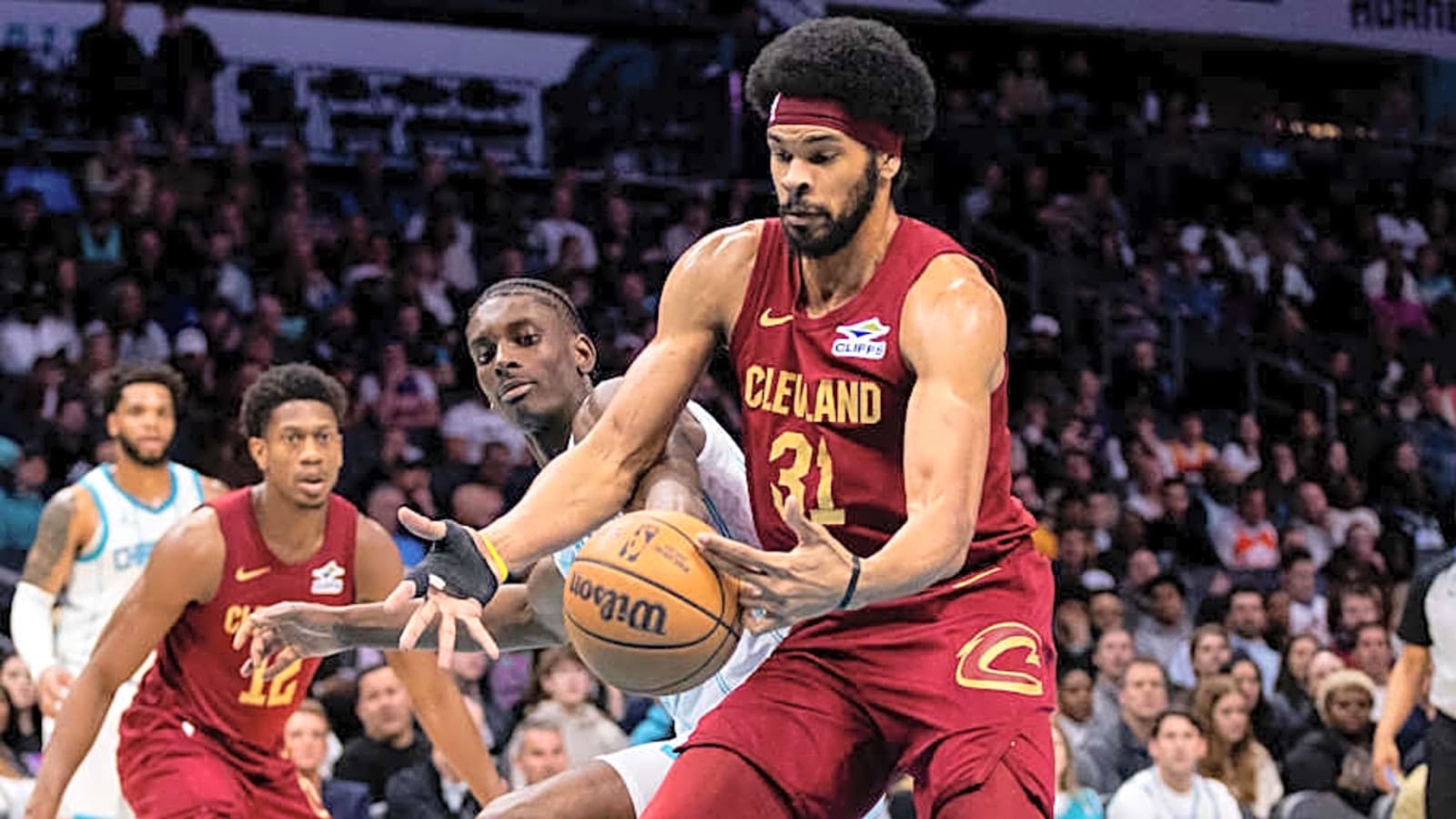 Jarrett Allen mock trade: Hornets finally get defensive anchor from Cavaliers