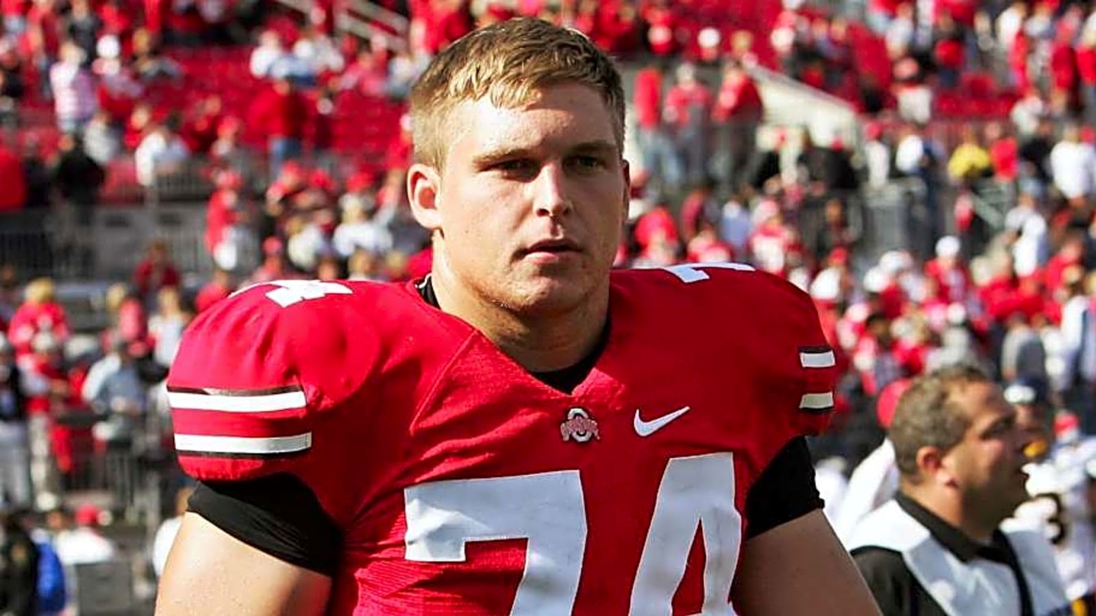 Ex-Ohio State football star faces charge after fatal crash