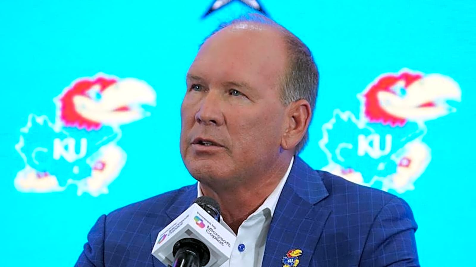 Lance Leipold Praises Kansas Football’s Wide Receiver Room