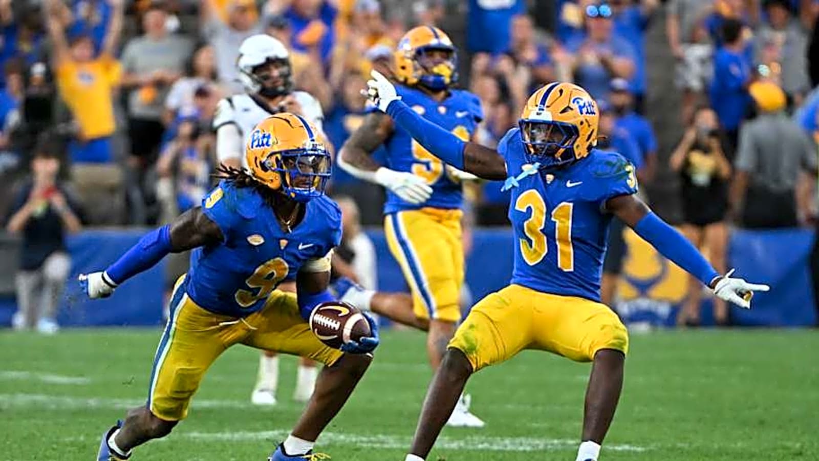 Pitt Football Preseason Honors