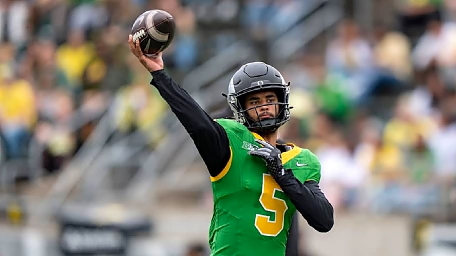 Oregon Ducks&#39; Dante Moore: Heisman Trophy Darkhorse?