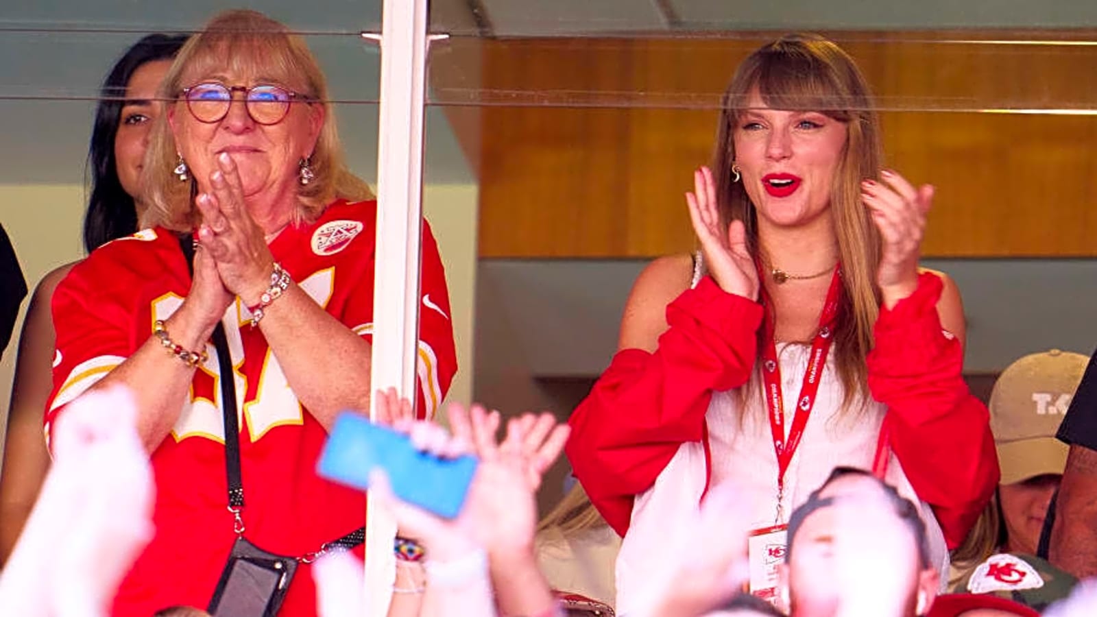 A Chiefs Kingdom primer: Who is Taylor Swift?