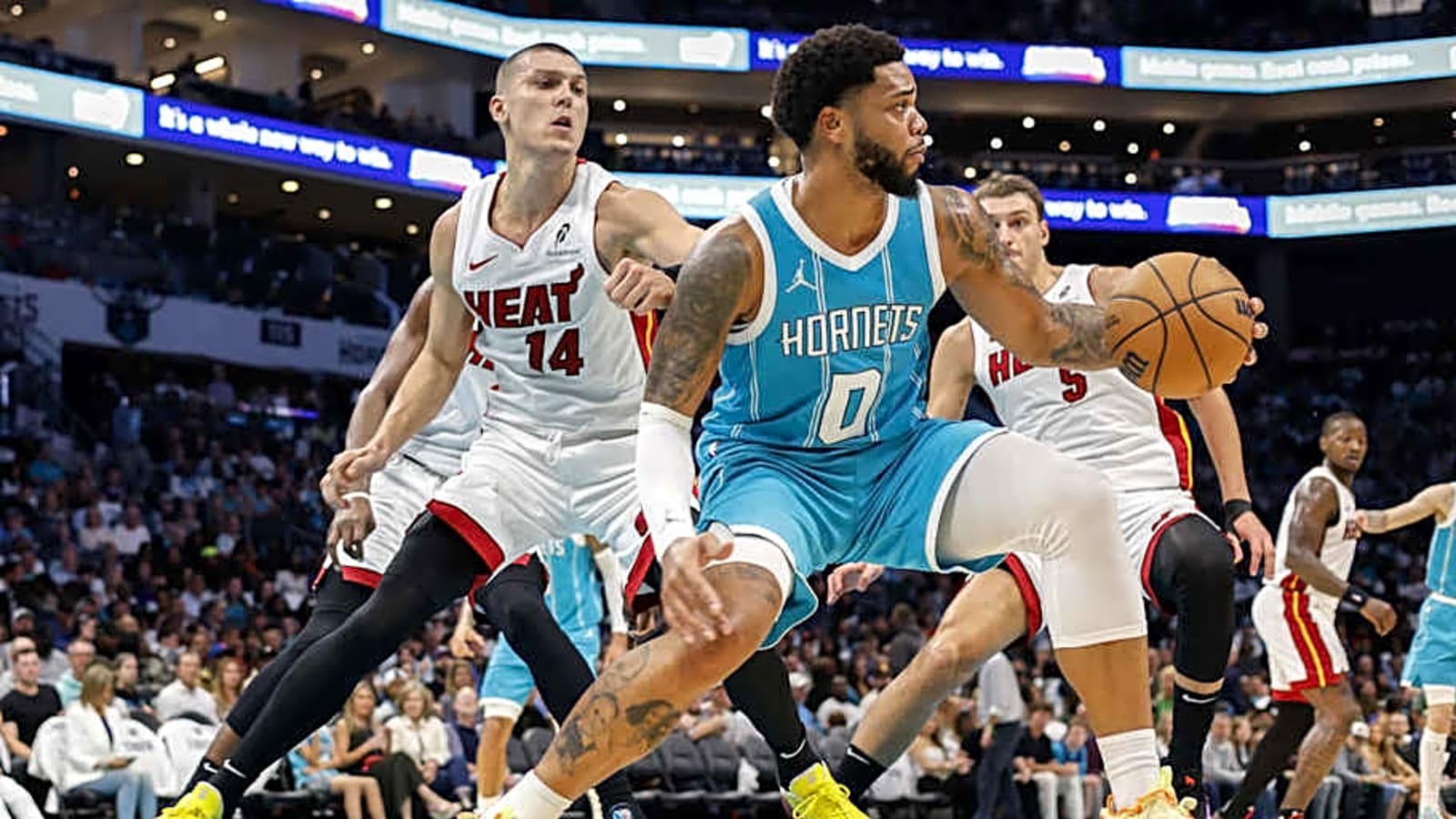 Tyler Herro&#39;s latest injury update is major news for the Charlotte Hornets