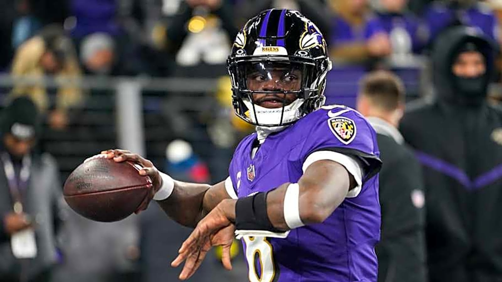 Top Draft Prospect Compares to Ravens&#39; Lamar Jackson in One Crazy Way