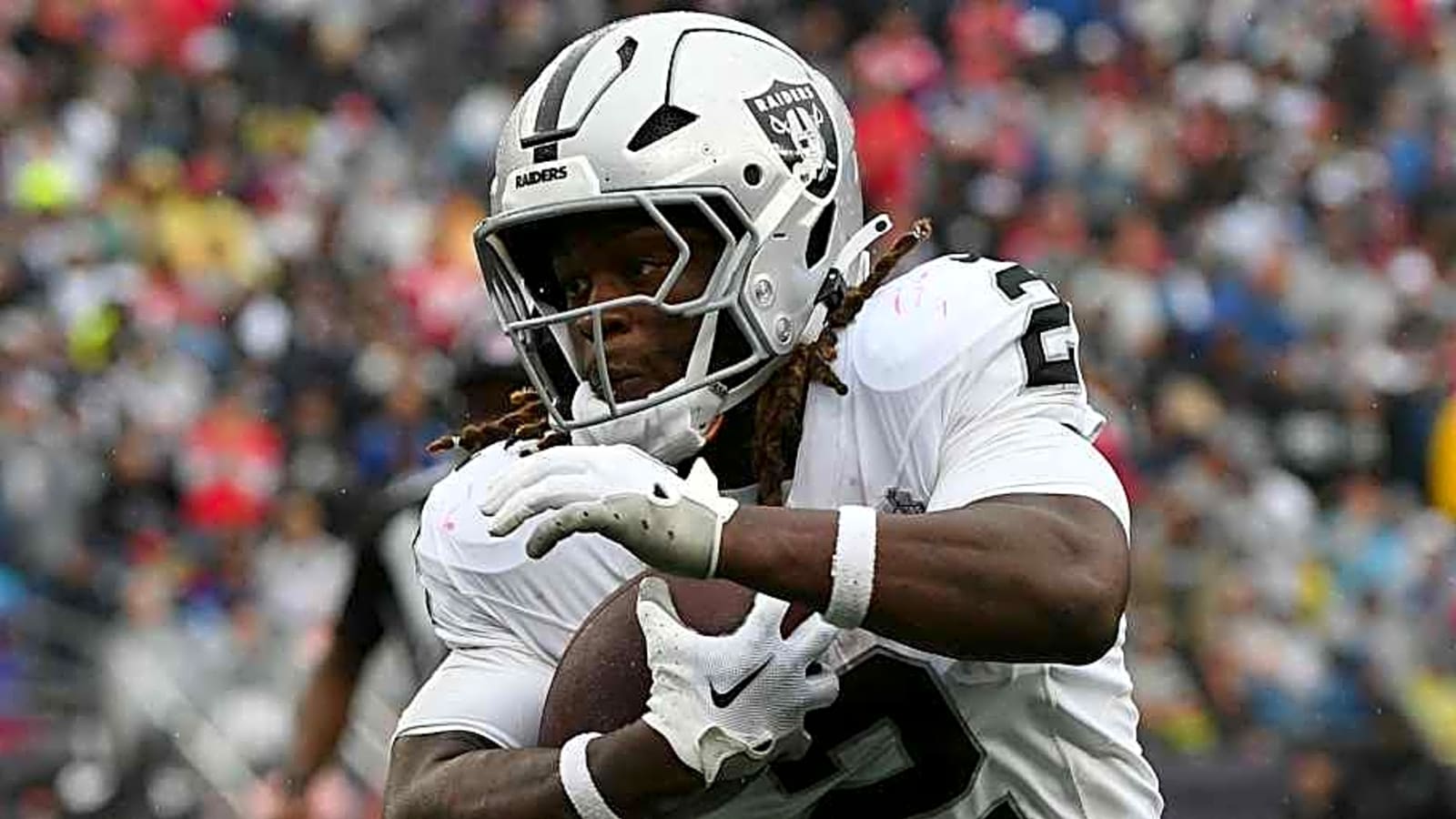 What Raiders&#39; Ashton Jeanty Has on the Line vs. Chargers