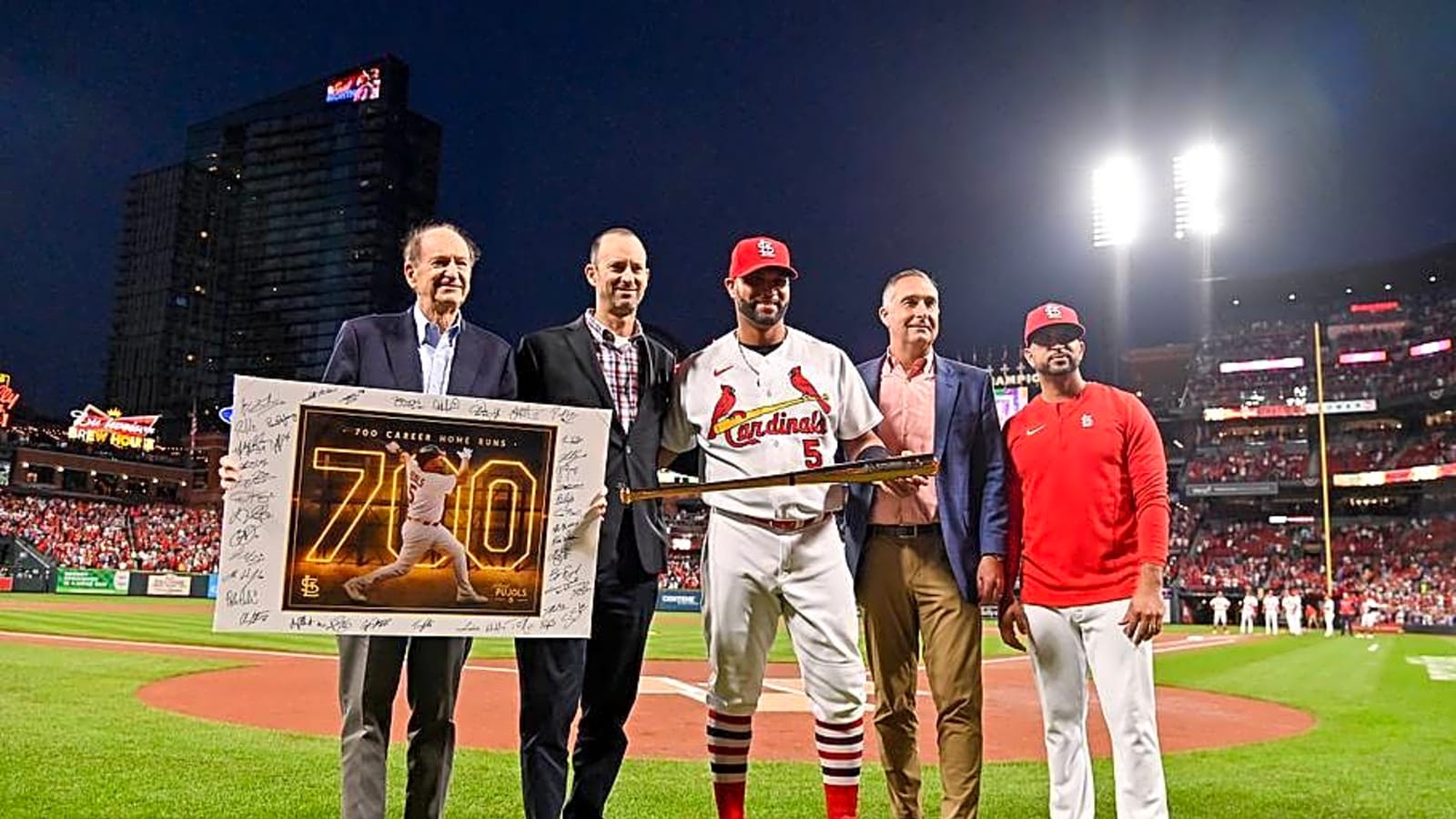How Would a Salary Cap Affect Cardinals in 2027?