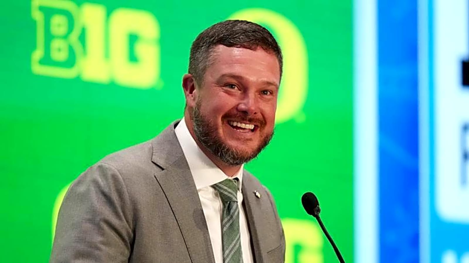 Oregon Ducks, Dan Lanning Favored to Land Elite Recruit from West Coast