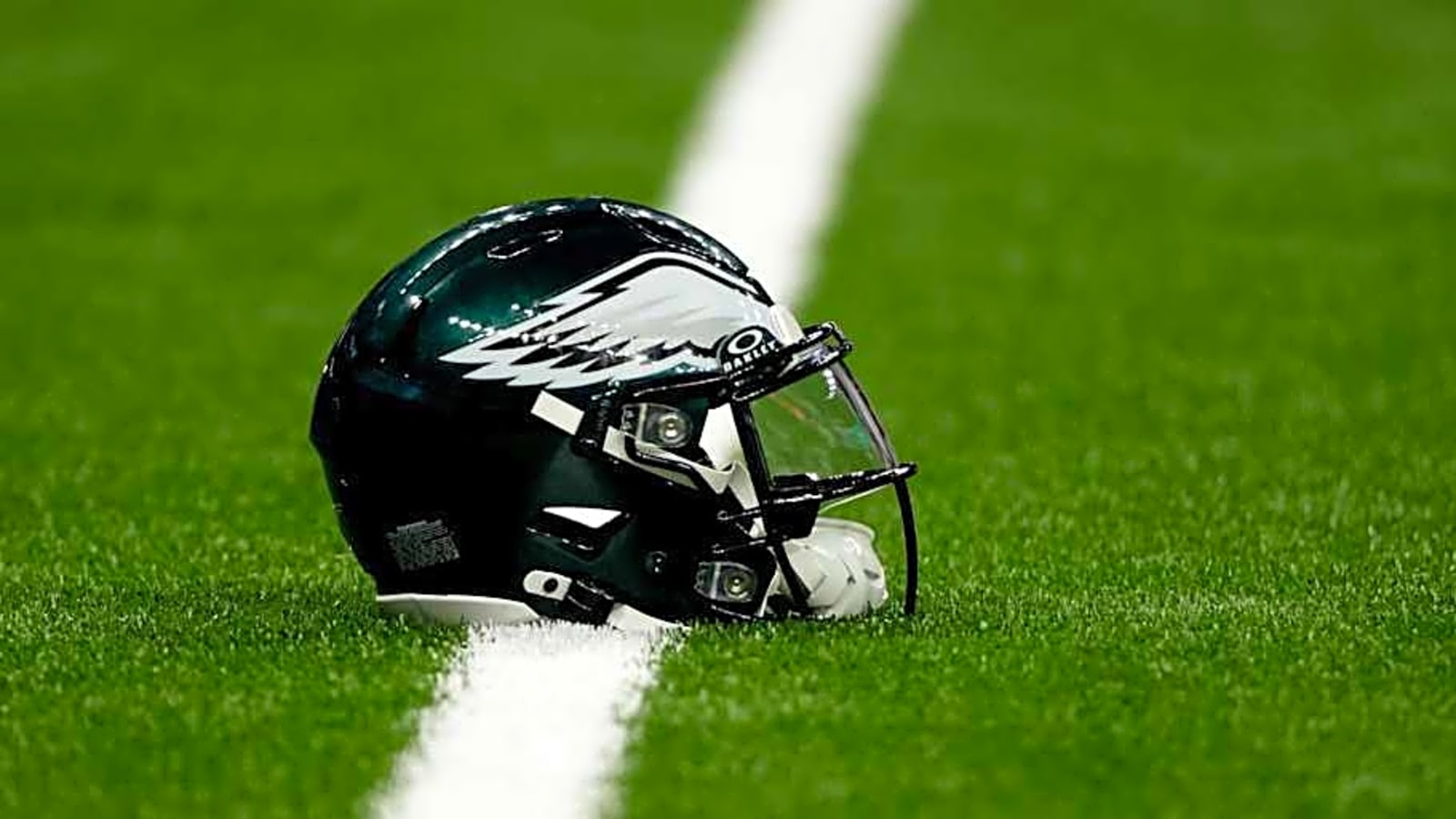 The wild tale of how the Eagles&#39; first draft pick never played for them