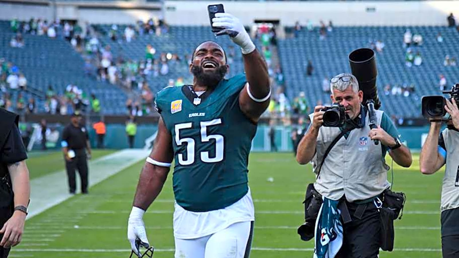 Brandon Graham Hints At Significant Eagles Announcement
