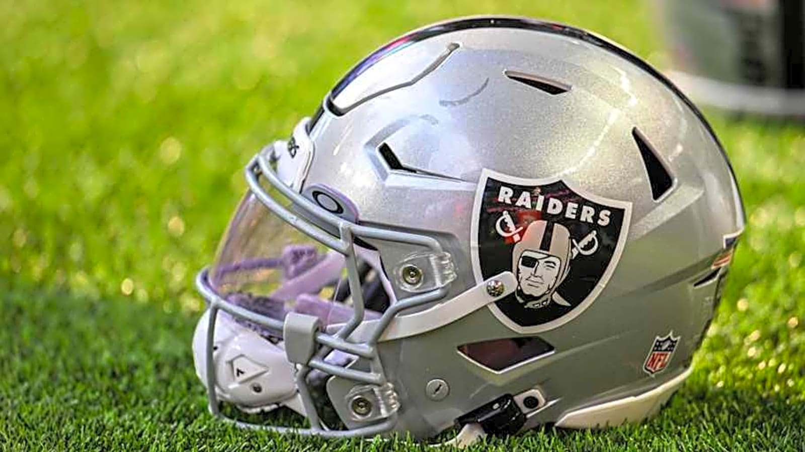 Which Raiders Player Is Rising in Fantasy Football Drafts?