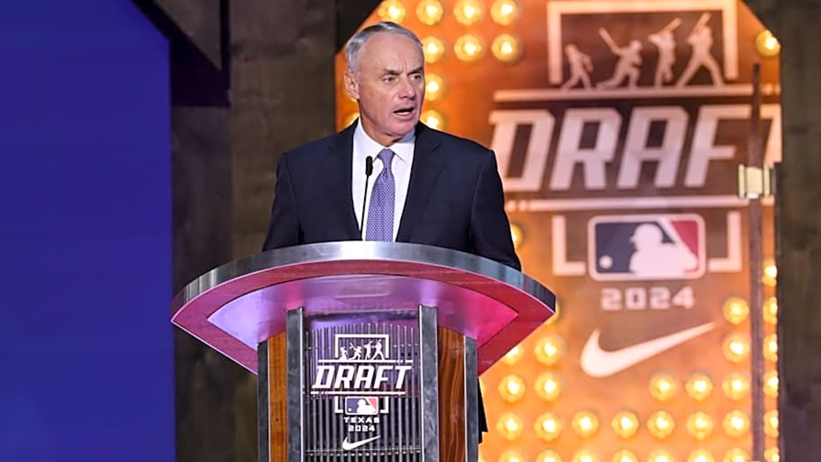 Insider Reveals Diamondbacks&#39; Potential Draft Targets