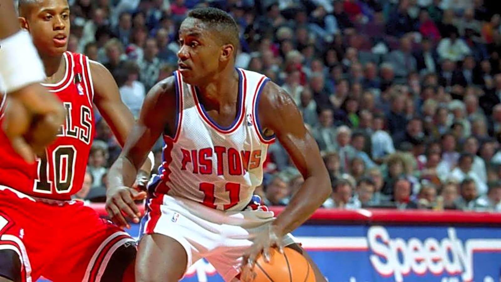 TV Clip Shows Isiah Thomas And Michael Jordan Weren&#39;t Always Enemies