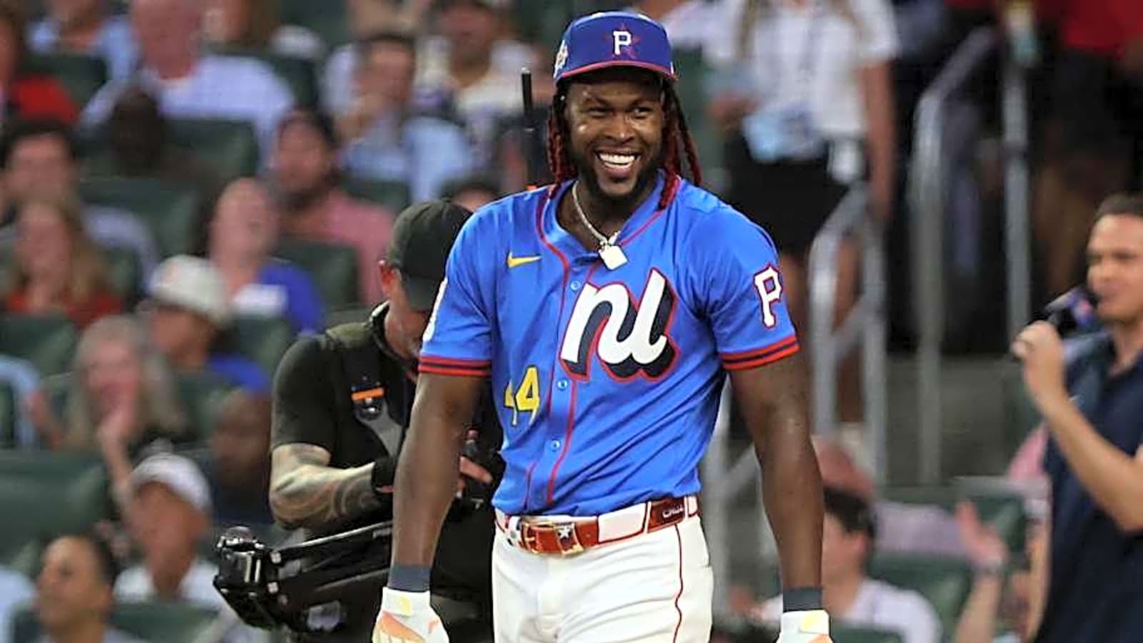 Pirates&#39; Oneil Cruz Falls in Home Run Derby