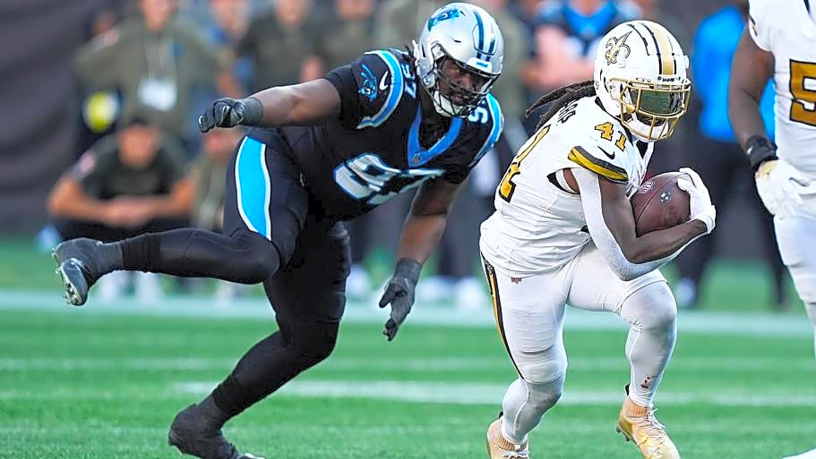How Potential Saints Alvin Kamara Trade Helps Carolina Panthers