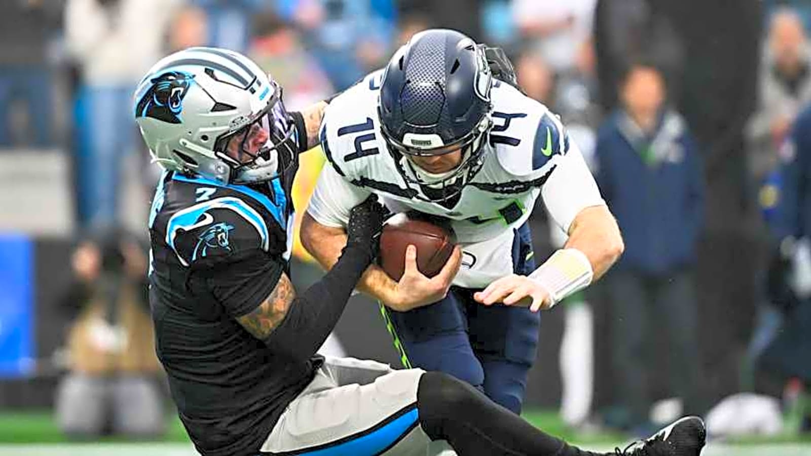 Sam Darnold, Seahawks offense continue concerning pattern against Panthers